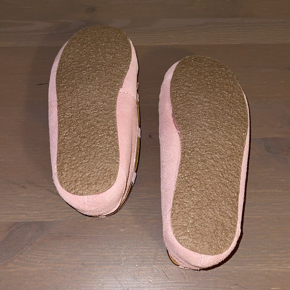 Minnetonka Pink Suede Moccasins - Women’s Size 5 - Picture 8 of 8